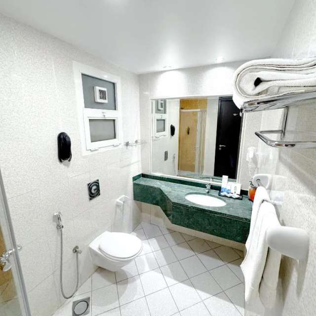 Emirates Grand Apartments hotel-3