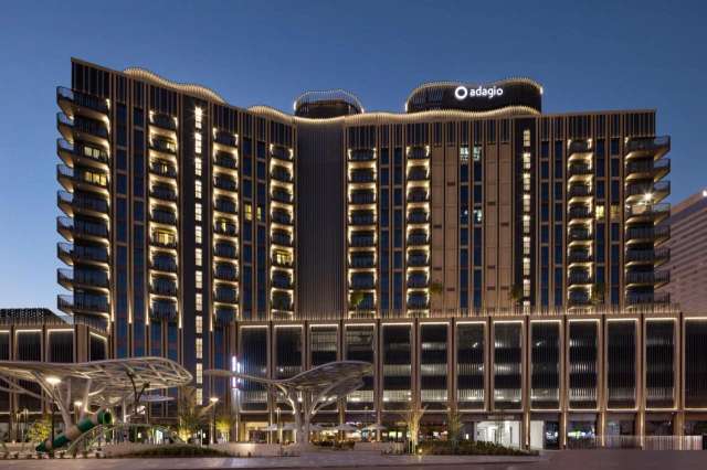 Aparthotel Adagio Dubai Deira-3
