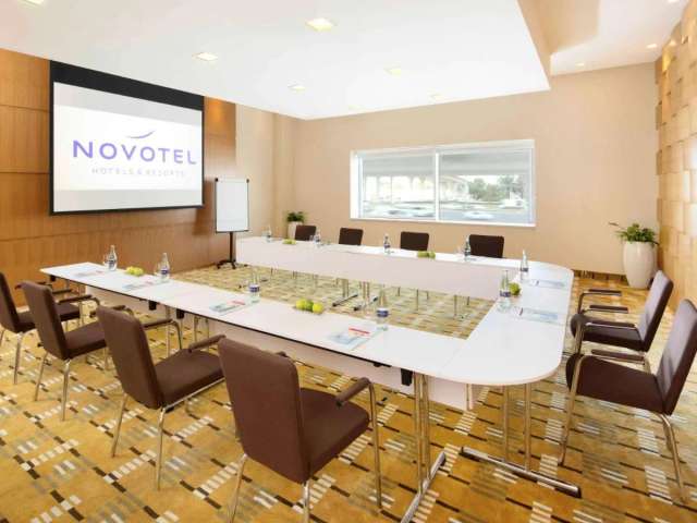 Novotel Dubai Al Barsha-4
