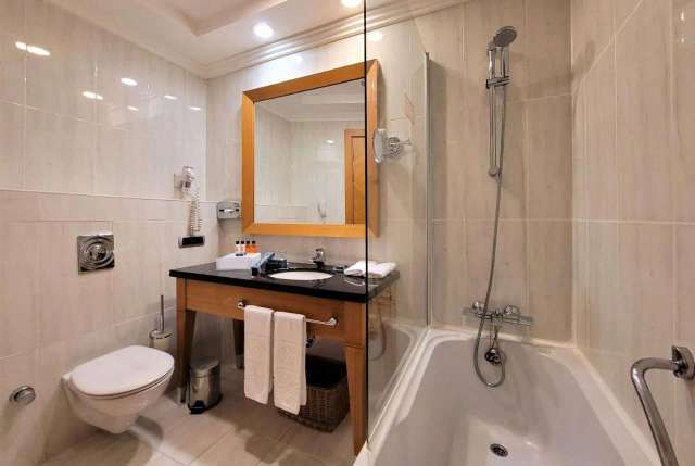 Wyndham Grand Izmir Ozdilek Thermal & Spa-3