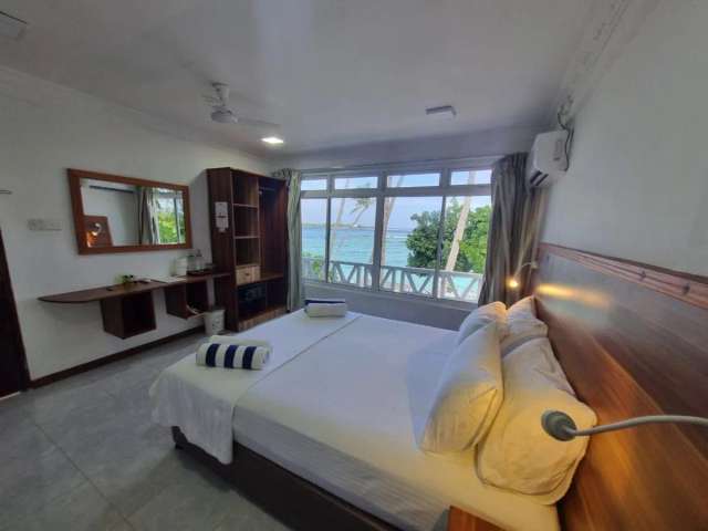 Batuta Maldives Surf View-4
