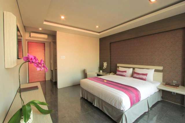 Transera Kamini Legian Hotel-4