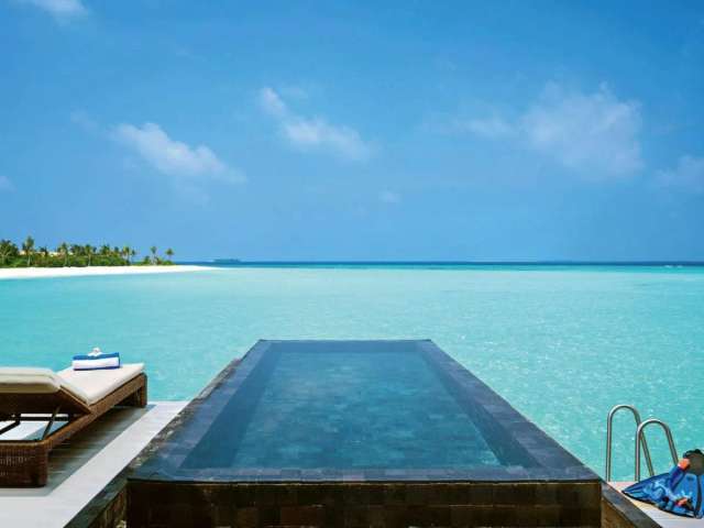 Mӧvenpick Resort Kuredhivaru Maldives-3