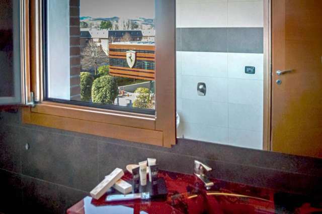 Planet Hotel-3