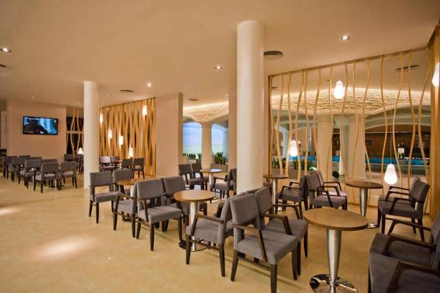 DIT Evrika Beach Club Hotel-4