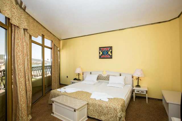 Imperial Palace Hotel-4