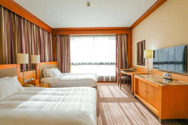 Crowne Plaza Hotel Beirut-4