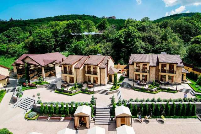 Elegant Resort hotel-3