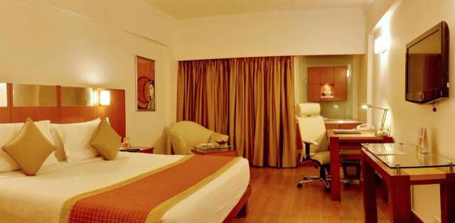 The Suryaa New Delhi hotel-3