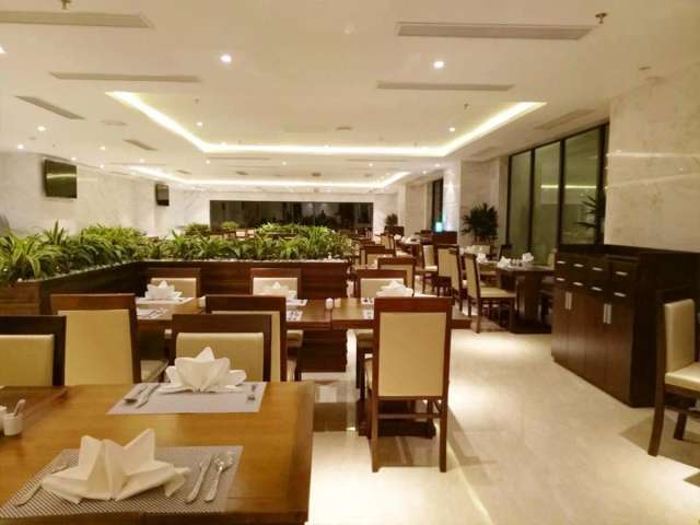 Yarra Ocean Suites Danang-4