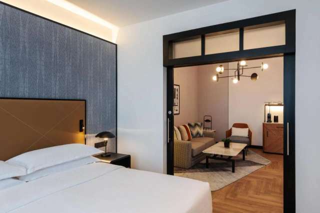 Sheraton Dubai Mall of the Emirates Hotel-4