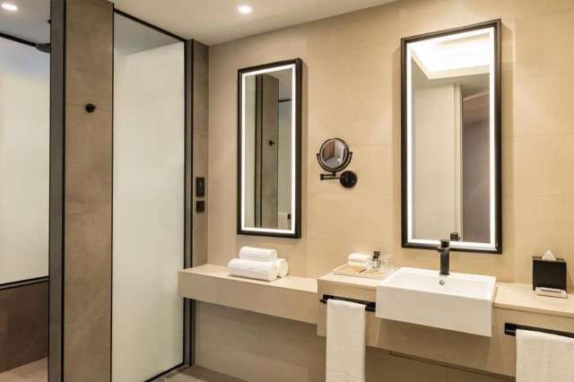 Sheraton Dubai Mall of the Emirates Hotel-3
