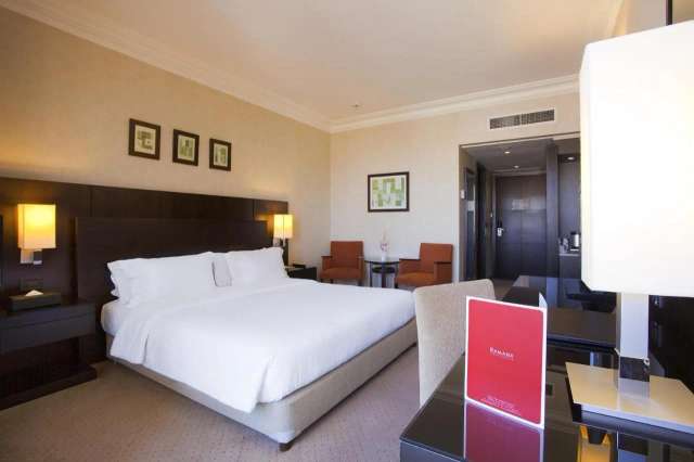 Ramada Plaza by Wyndham Beirut Raouche-4