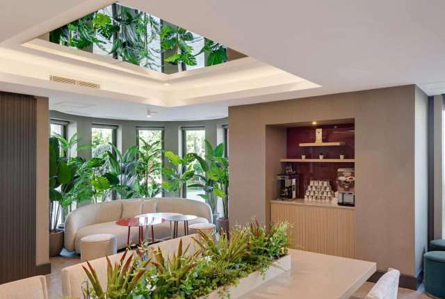 DoubleTree by Hilton Hotel Van-4