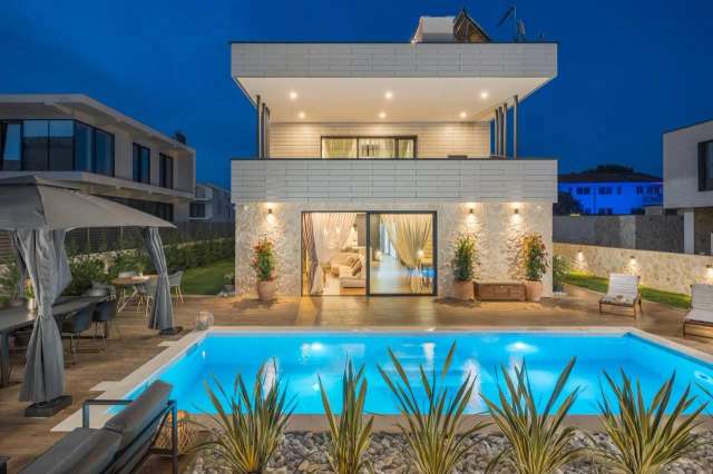 Villa Golden Shine-3