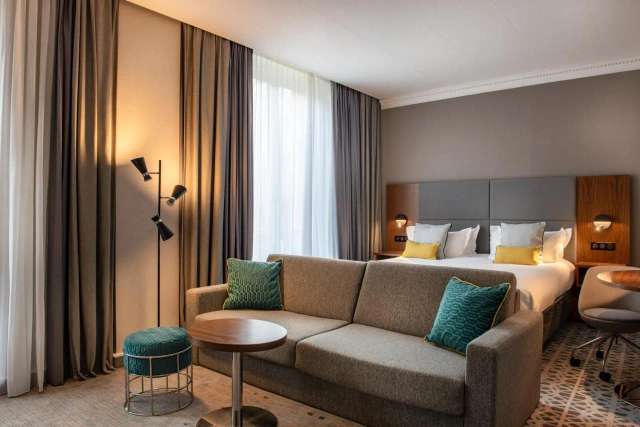 Crowne Plaza Paris Republique-3