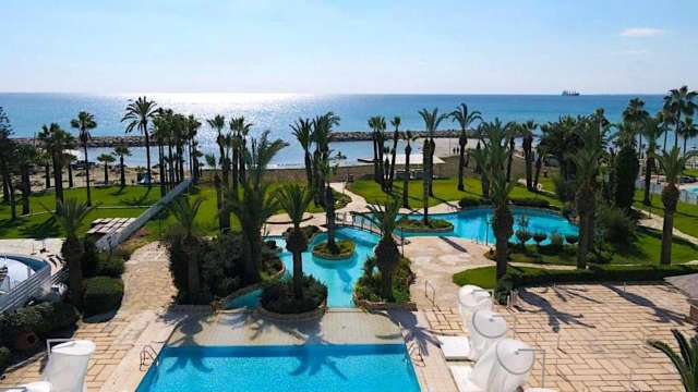 Sandy hotel-4