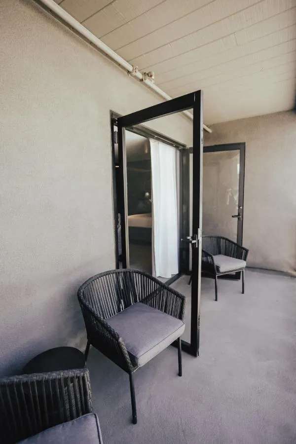 The Winston Hotel-3