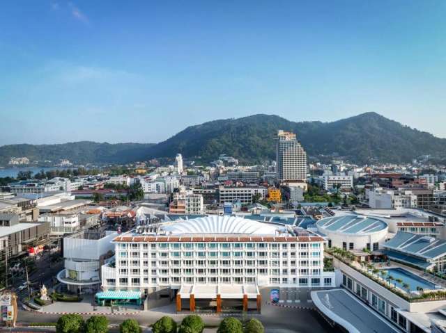 M Social Hotel Phuket-4