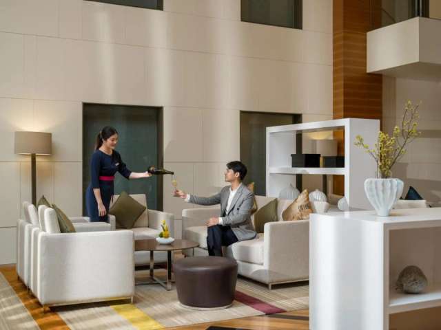 Crowne Plaza Bangkok Lumpini Park-4