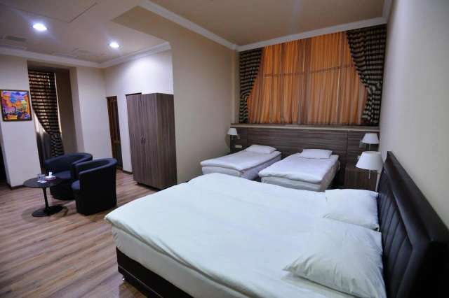 Deluxe Hotel Yerevan-3