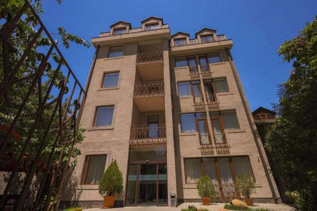 Cascade hotel-4