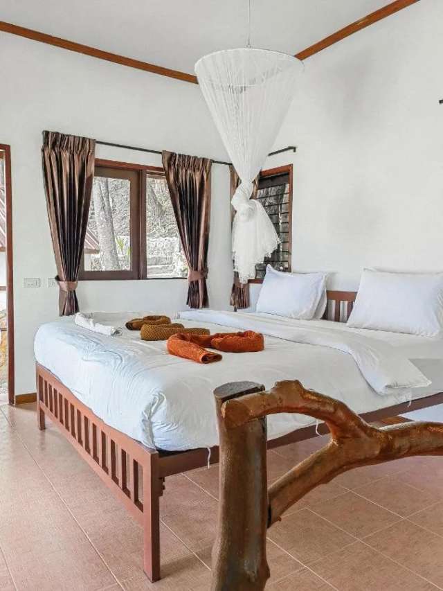 Phi Phi Private Beach Resort-4
