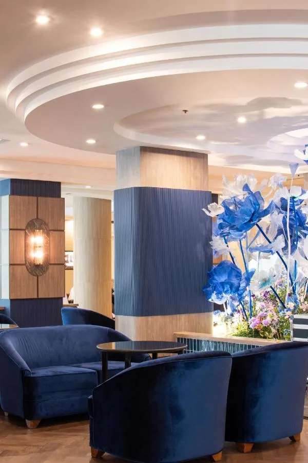 Twin Towers Hotel-4