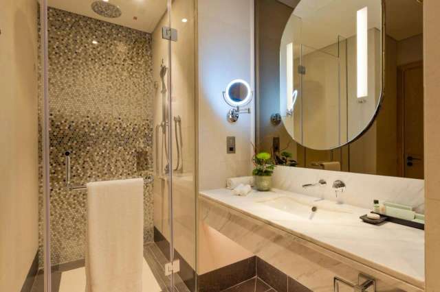 Embassy Suites By Hilton Doha Old Town-3