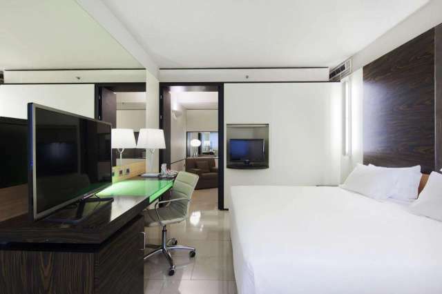 NH Laguna Palace hotel-4