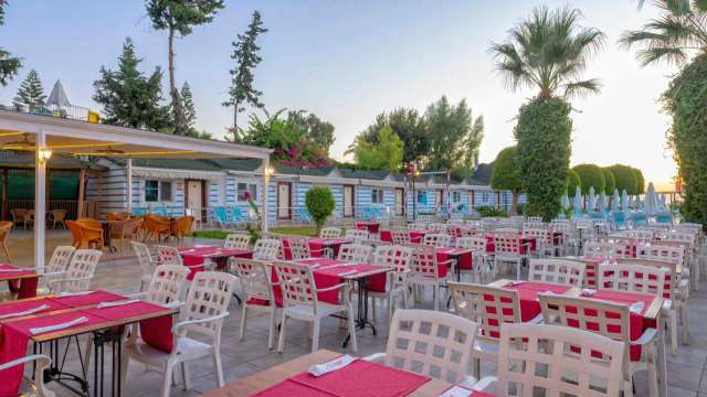 Armas Beach hotel-4