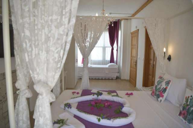 Kemerlihan Deluxe Hotel-3