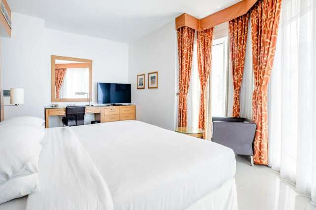 Four Points by Sheraton Downtown Dubai-3
