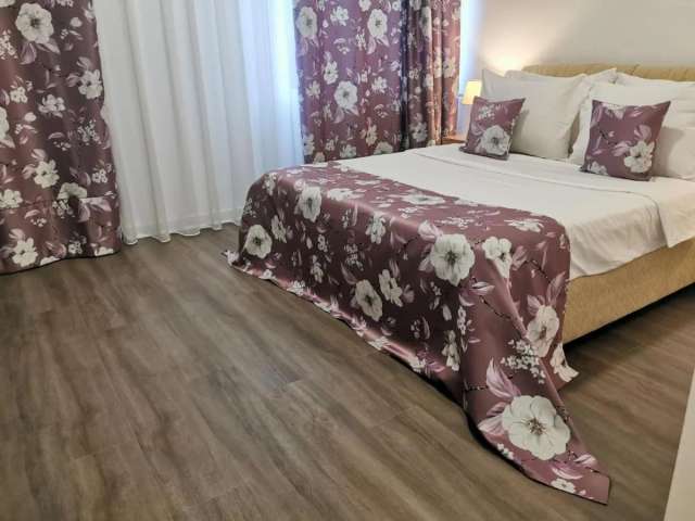 Hotel N-4
