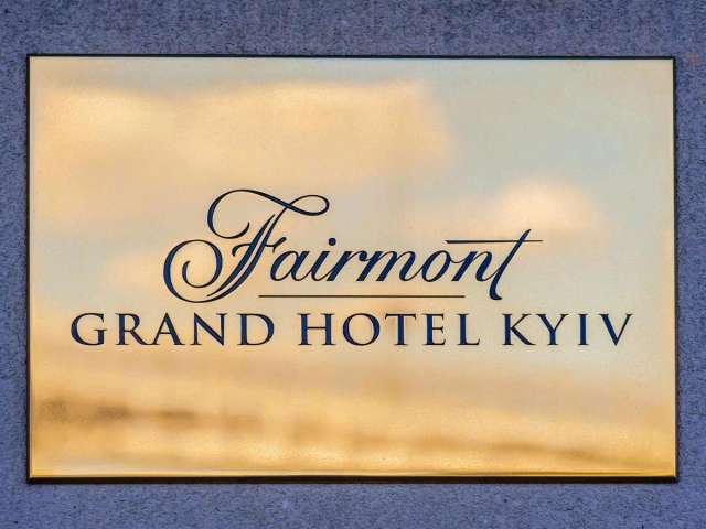 Fairmont Grand Kyiv hotel-3