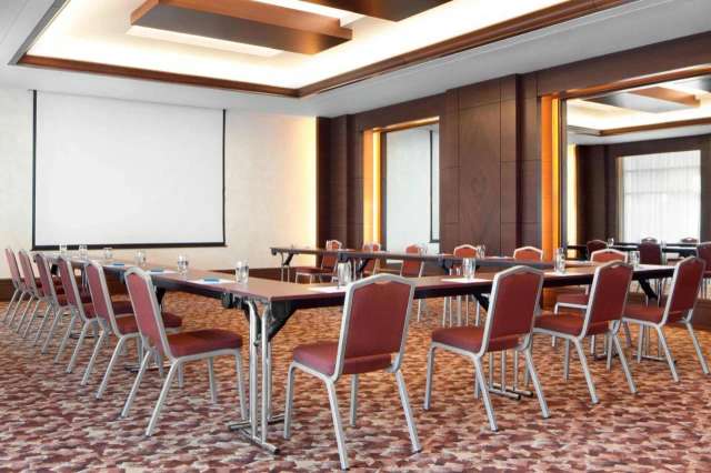 Four Points by Sheraton Le Verdun-4