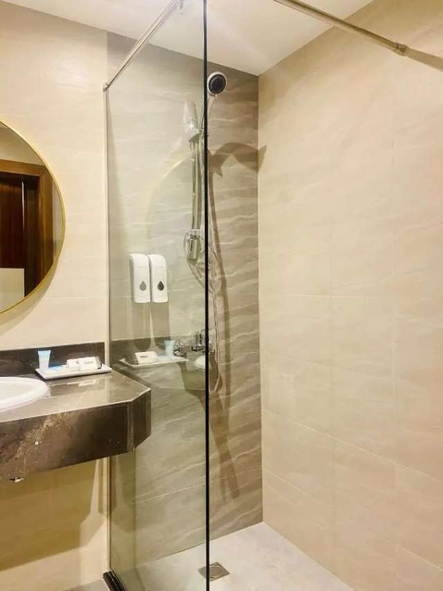 Golden Tulip Deira-3