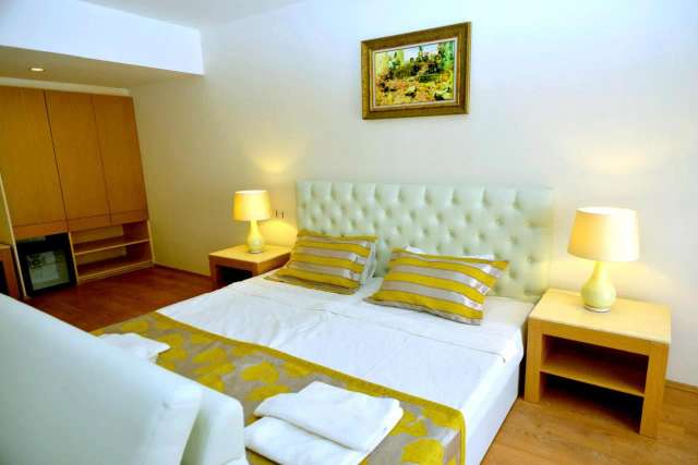 Delmare Boutique Hotel-4