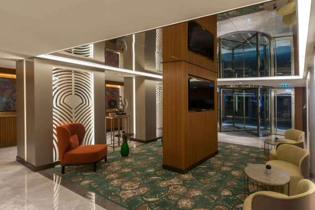 DoubleTree by Hilton Istanbul - Sirkeci-3