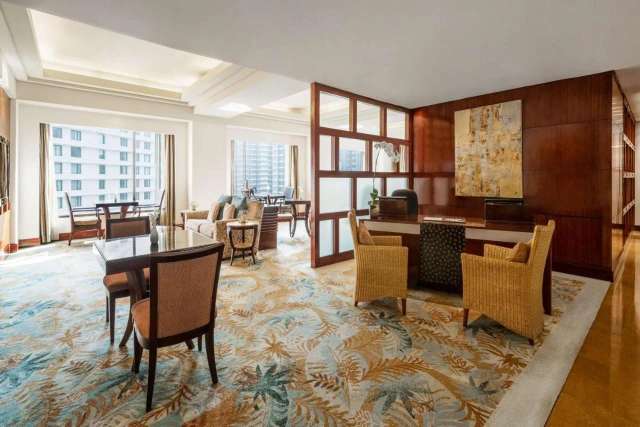 Edsa Shangri-La, Manila-4