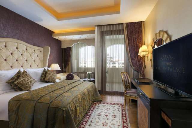 Titanic Mardan Palace-3