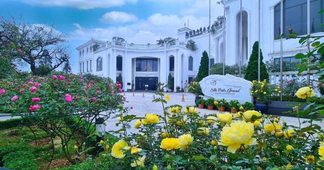 Silk Path Grand Sapa Resort & Spa-3