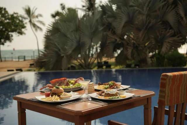 Hibiscus Beach Hotel & Villas-3