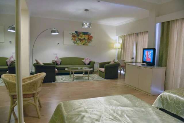 Jasmine Court Hotel-3