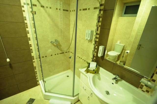 Hotel Nevski-3