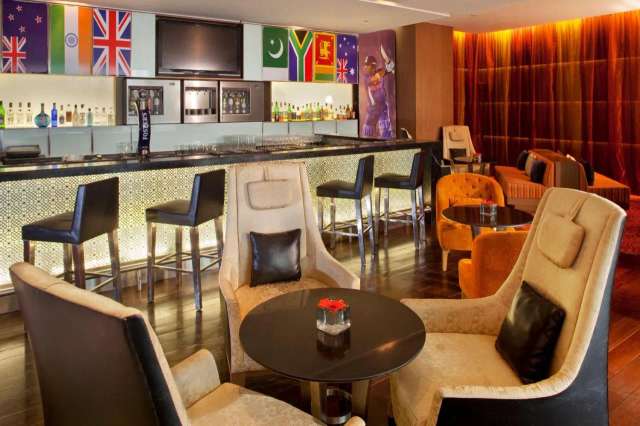 Holiday Inn Mumbai International Airport-4