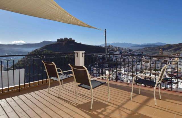 Vista Castillo Apartments-3