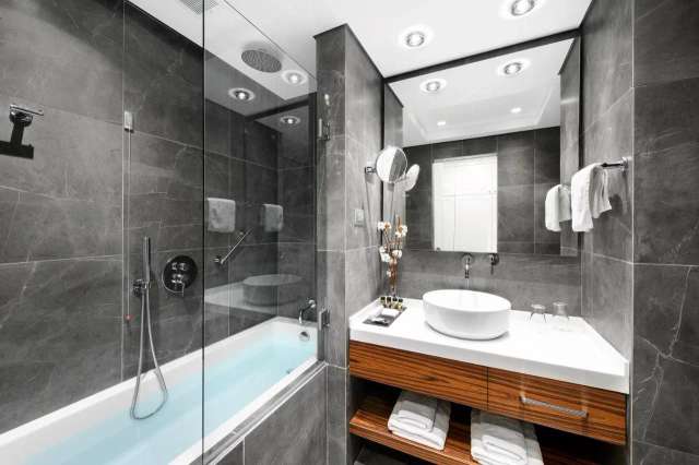 Mediterranean Palace hotel-3