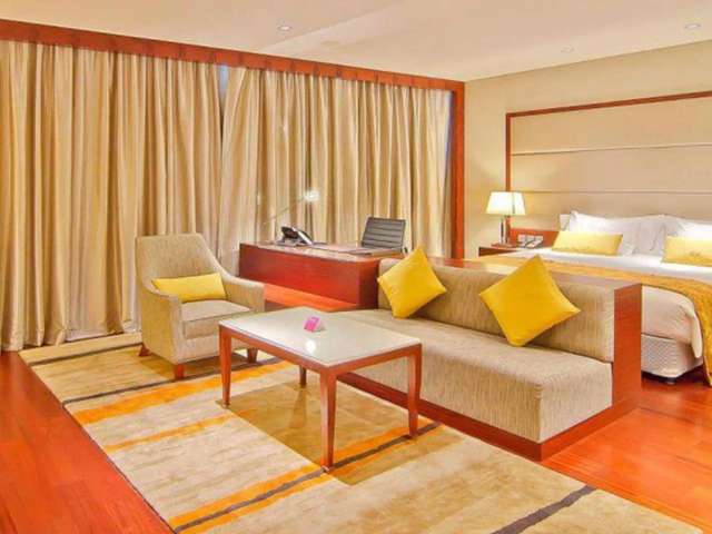 Crowne Plaza Kochi hotel-4