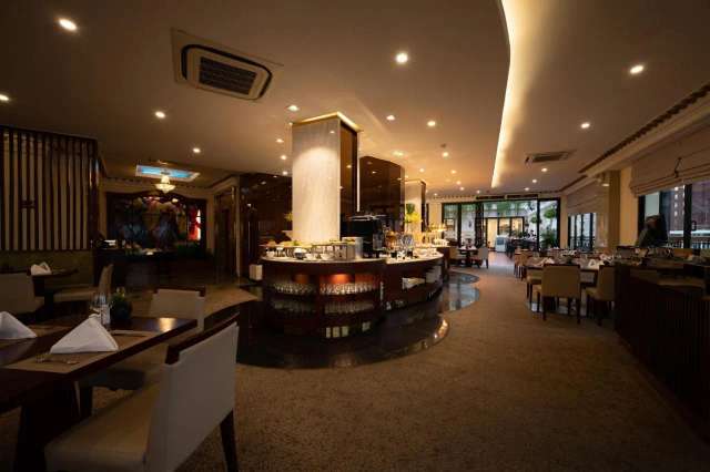 Majestic Saigon hotel-4